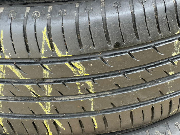 set 4 anvelope 215/60 R16 95V sh vara Kumho 7mm cu garantie [4]