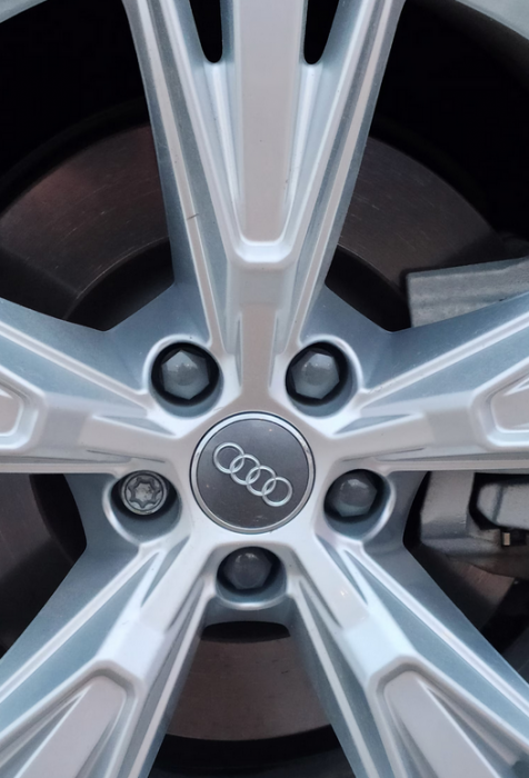 Set 4 capace jante aliaj roti Audi 61mm 4M0601170 [7]