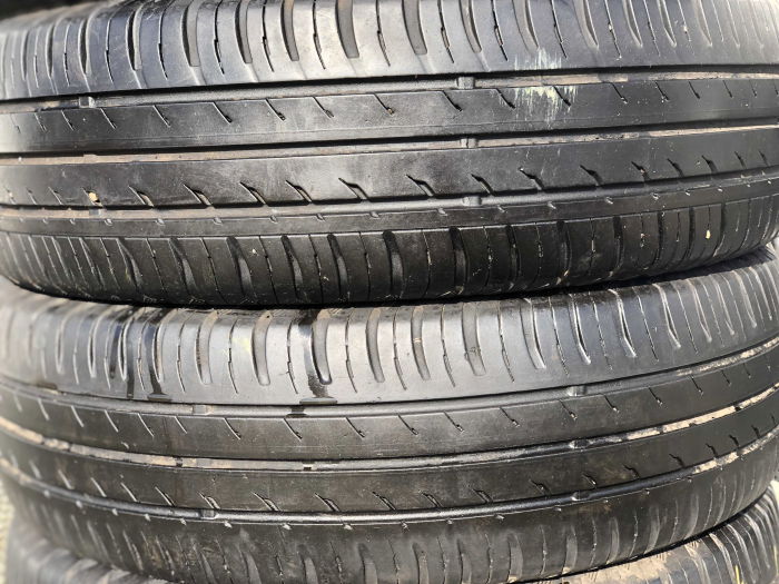 set 4 anvelope 185/65 R15  88T sh vara Continental 6mm cu garantie [2]