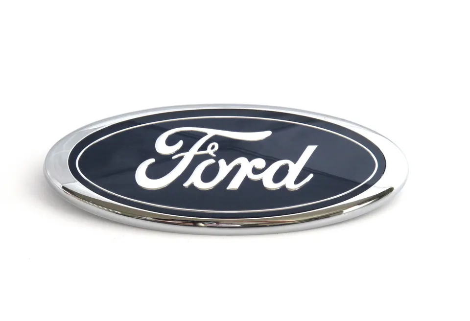 Capace Jante - Emblema auto-adeziva Ford 115mm x 45mm Ford Fiesta Mk71.25 82cp SNJA, SNJB, SNJC, SNJD benzina
