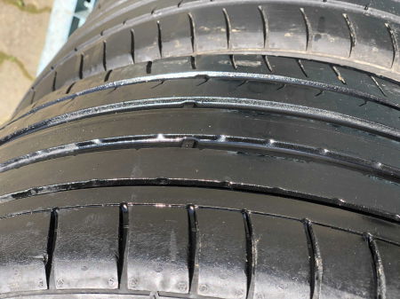 set 2 anvelope 225/40 R18  sh vara Dunlop 6mm cu garantie [2]