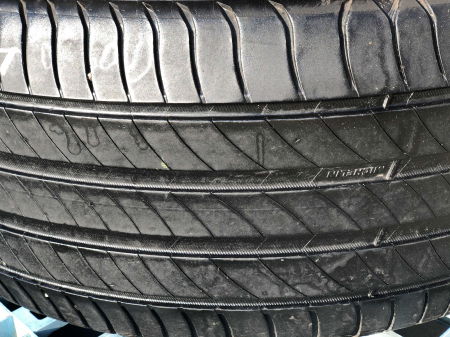 set 2 anvelope 235/55 R17 sh vara Michelin 5mm cu garantie [1]