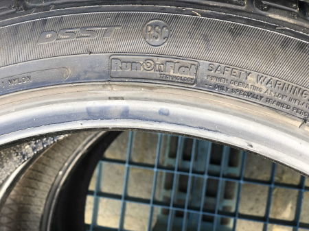 set 2 anvelope 205/45 r17 Runflat sh vara Dunlop 5.5mm cu garantie [5]