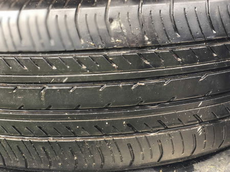 set 2 anvelope 195/60 R16 89H sh vara Yokohama 6mm cu garantie [1]