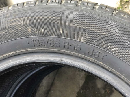 set 2 anvelope 185/65 R15 88T sh vara Vredestein 6mm cu garantie [4]
