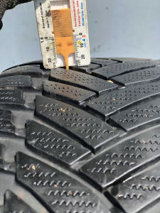 Anvelopa 245/45 R18 RunFlat sh iarna Dunlop 6.5mm cu garantie [5]