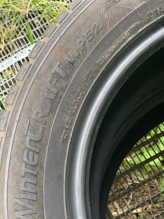 set 2 anvelope 215/60 R17 100V sh iarna Kumho 7.5mm cu garantie [4]