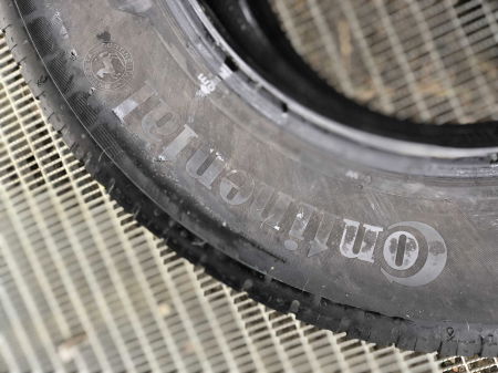 set 2 anvelope 215/65 R16 98V sh vara Continental 6mm cu garantie [3]