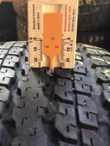 set 2 anvelope 255/70 R18  sh iarna Bridgestone 7mm cu garantie [4]