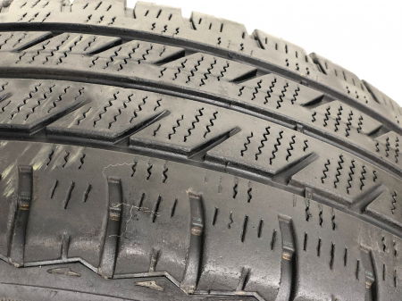 Anvelopa 205/65 R16C 107/105T sh iarna Goodyear 5 mm cu garantie [1]