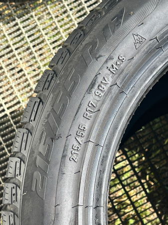 set 2 Anvelope 215/55 R17 98V sh iarna Pirelli 7mm cu garantie [4]