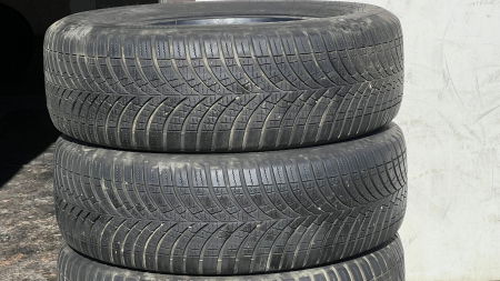 set 4 anvelope 215/65 R16 102H sh iarna Goodyear 6.5mm cu garantie [1]