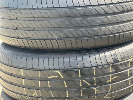 Anvelope Second-Hand - set 2 anvelope 215/60 R17 96V sh vara Michelin 5mm cu garantie