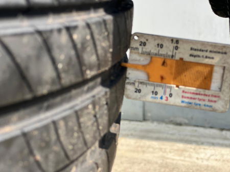 set 2 anvelope 215/60 R17 96V sh vara Michelin 5mm cu garantie [5]