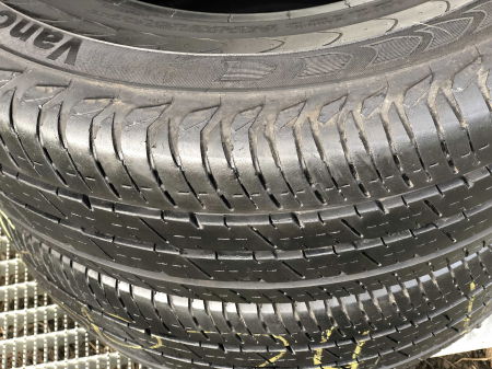 set 2 anvelope 215/65 R15C  sh vara Continental 7mm cu garantie [3]