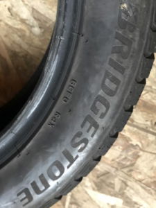 set 2 anvelope 235/55 r19 sh iarna Bridgestone 7mm cu garantie [2]