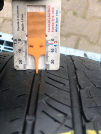 Anvelopa 215/65 R16 98H sh vara M+S Michelin 5mm cu garantie [5]