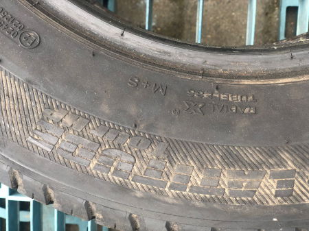 Anvelopa 215/65 R16 98H sh vara M+S Michelin 5mm cu garantie [4]