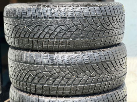 set 4 anvelope 235/50 R20 104T sh iarna Goodyear 7.5mm cu garantie [1]
