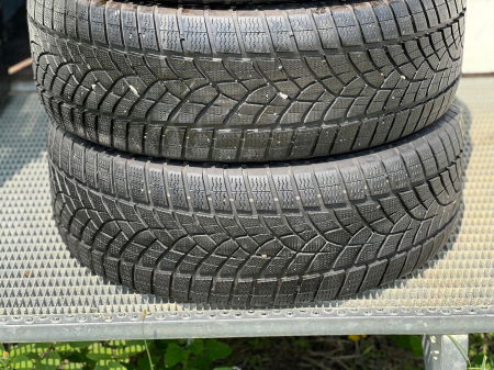 set 4 anvelope 235/50 R20 104T sh iarna Goodyear 7.5mm cu garantie [2]