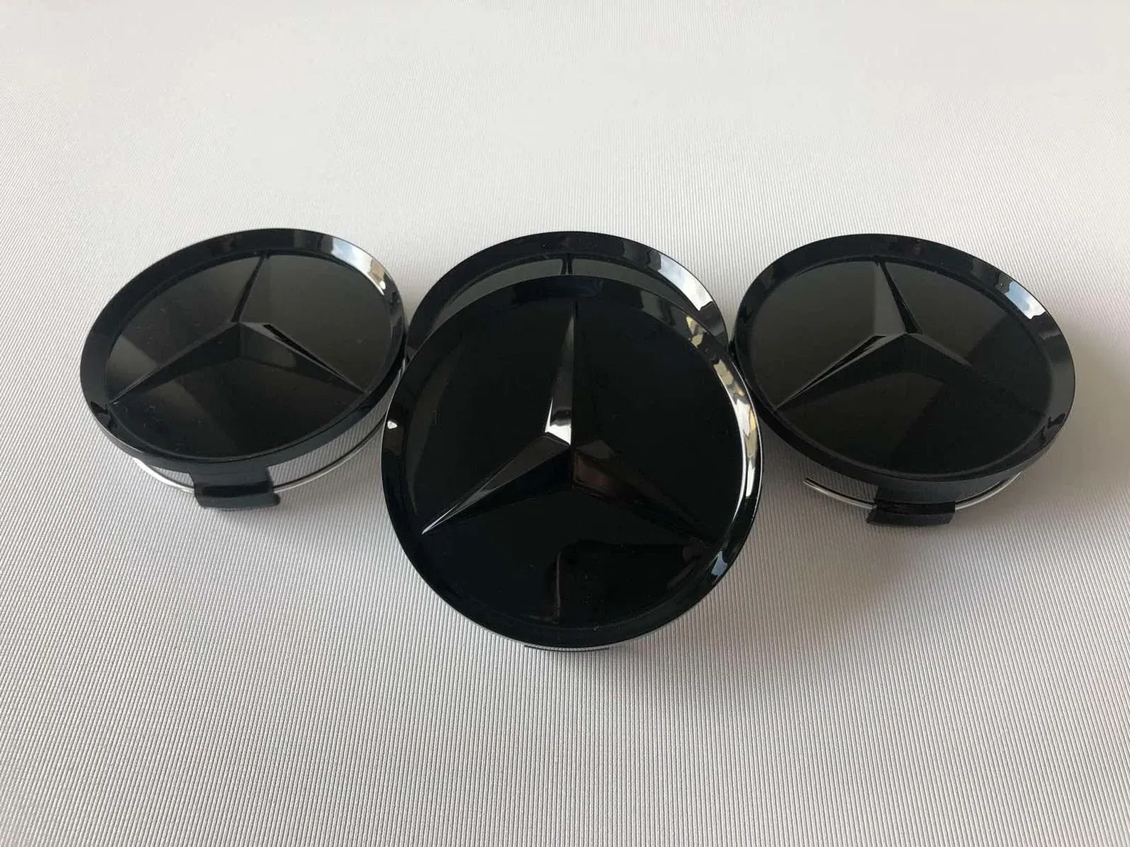 set 4 Capace jante aliaj Mercedes Benz 75mm negru lucios complet (inel prindere) [6]