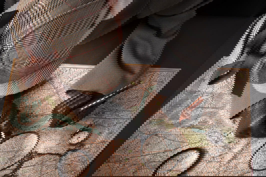 Cele mai bune jocuri de societate cu mistere de rezolvat pentru iubitorii de thriller