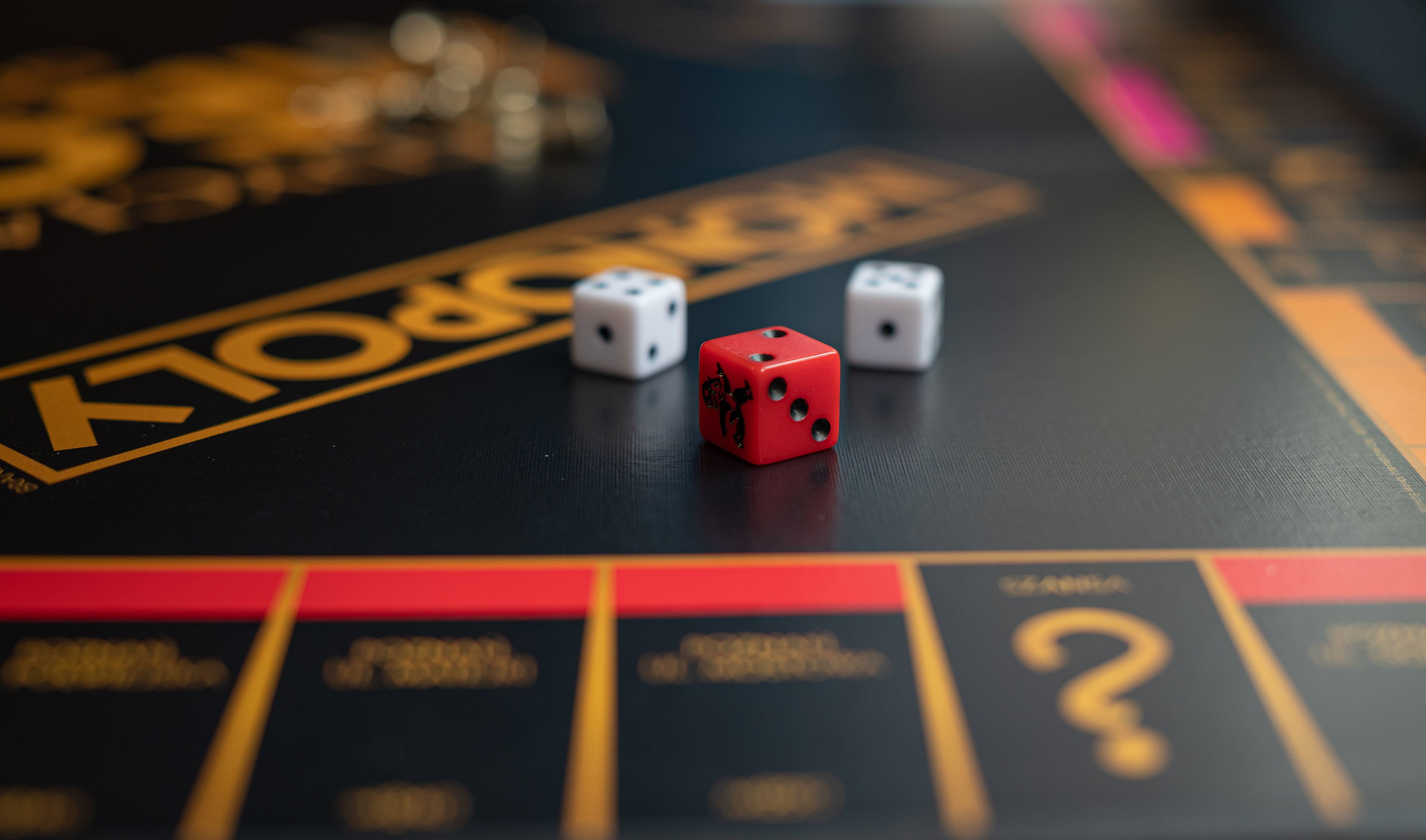 Monopoly sau Catan? Ce joc de societate ți se potrivește?