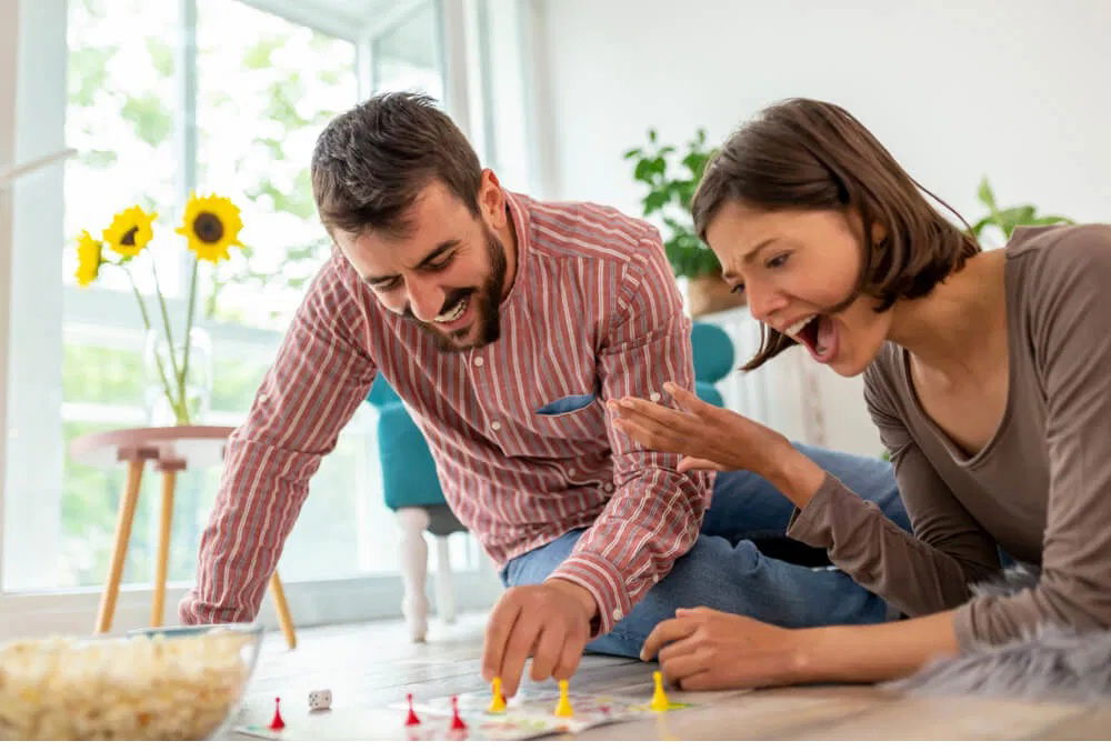 Noi activități împreună? Descoperă jocuri ce se pot juca în doi