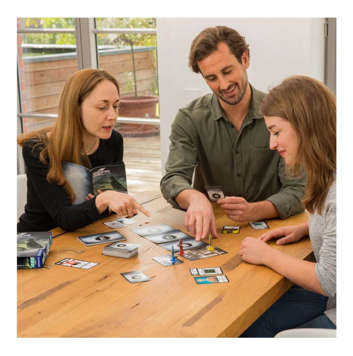 Adventure Games - Monochrome Inc (EN) [4]