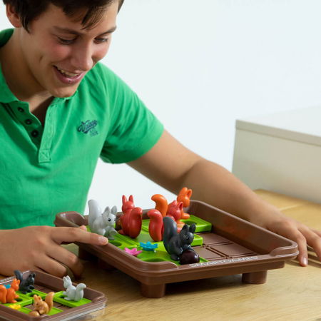 Squirrels Go Nuts XXL [2]