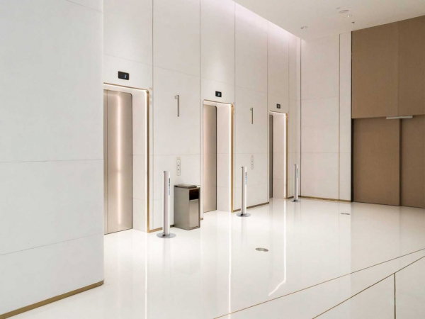Dozator profesional pentru distribuire dezinfectant de maini din inox, actionare cu pedala, fixare in pardoseala [7]