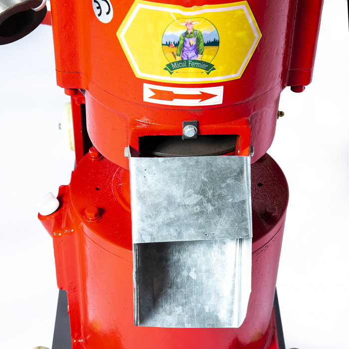 Granulator furaje Micul Fermier FP200 fara motor [5]