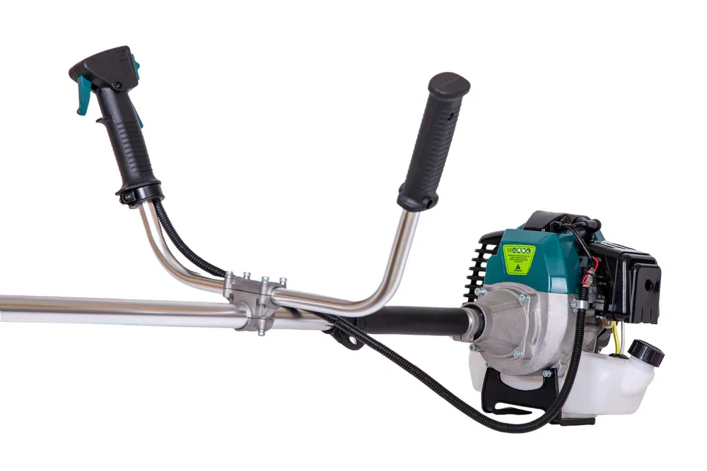 Motocoasa GP-52 POWER 3 CP cu 3 accesorii si ham tip curea [2]