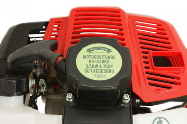 Motocoasa Micul Fermier CSG-430K 4.76 CP cu 7 accesorii [4]