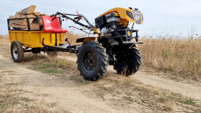 Motocultor cu tractiune 4x4 Progarden Campo 1853-2PTO, 18CP, diferential, benzina, euro5, pornire electrica, remorca ProGARDEN Campo RMT500C, cu tractiune [4]