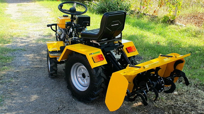 ProGARDEN Campo 1856-4WDH Mini tractor 4x4 18CP HIDRAULIC, benzina, 4+1 viteze [5]