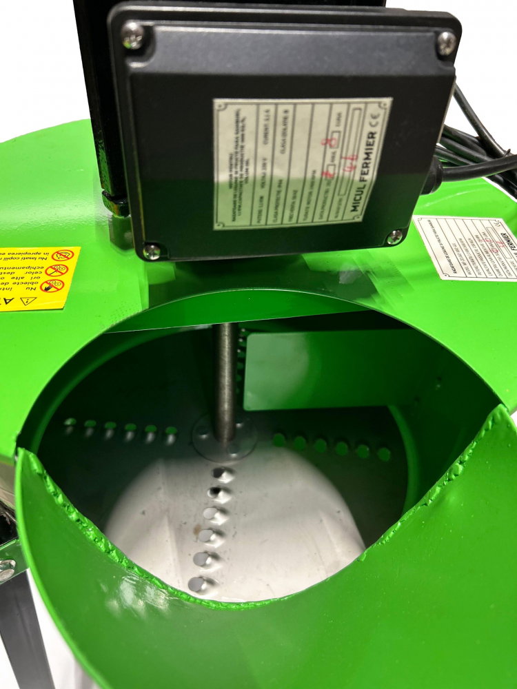 Razatoare de legume si fructe fara samburi Micul Fermier, 1.1KW, capacitate de productie 1200Kg/h, volum 35L [2]