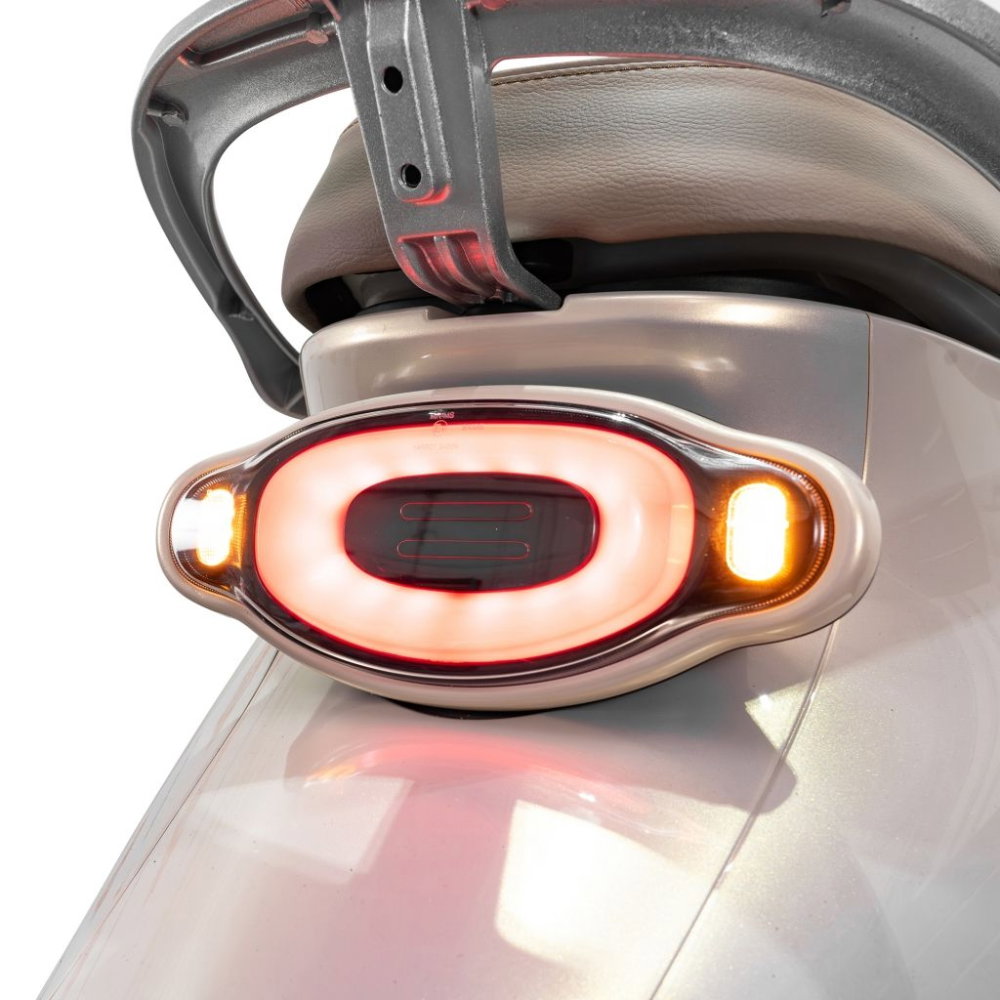 Scuter electric retro RURIS PILOT SX790 GOLD, 800W, autonomie pana la 70 km, 2 locuri [11]