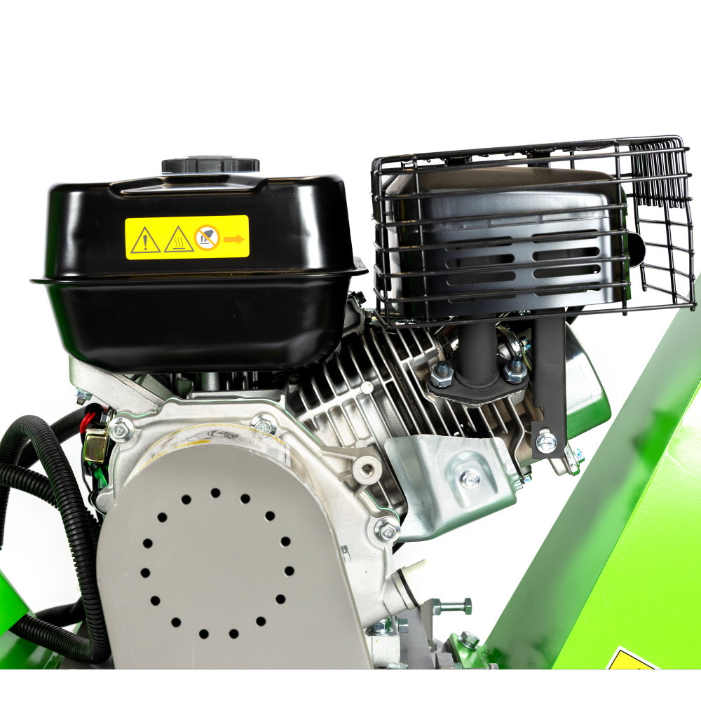 Tocator de crengi Micul Fermier, motor benzina 7 CP, 100 mm diametru maxim de taiere, pentru rumegus [4]