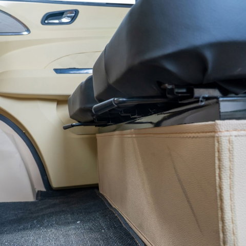 Camioneta electrica RURIS Pilot 5000N NEGRU fara permis, 4900W, viteza 25 km/h, autonomie 130 km [21]