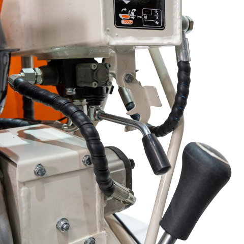 Roaba Autopropulsata RURIS RTS 7000 Hidraulic 9 CP, 500kg, senile, basculare hidraulica [9]
