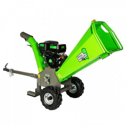 Tocatoare crengi si furaje - Tocator de crengi Micul Fermier, motor benzina 15 CP, cu carlig de remorcare, 120 mm diametru maxim de taiere, pentru rumegus