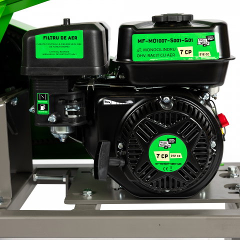 Tocator de crengi Micul Fermier, motor benzina 7 CP, 60 mm diametru maxim de taiere, pentru brichete [3]