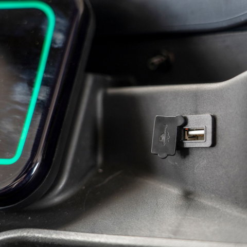 Triciclu electric cu cabina RURIS Pilot 3070N NEGRU fara permis, 2900W, viteza 25 km/h, autonomie 60 km [14]