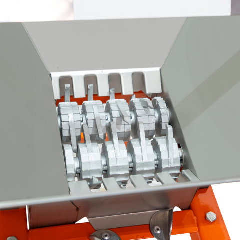 Zdrobitor manual de fructe RURIS FP7 cu cuvă inox de 7 L și role din aluminiu [1]