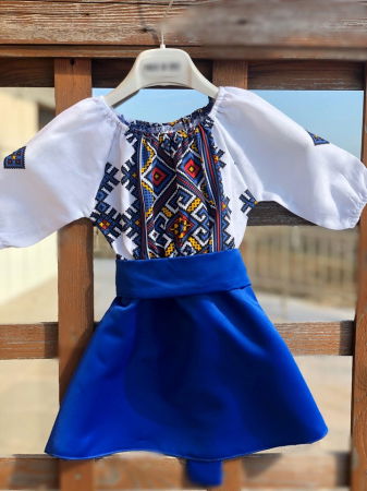 Момичета - Рокля с артистични мотиви Laura