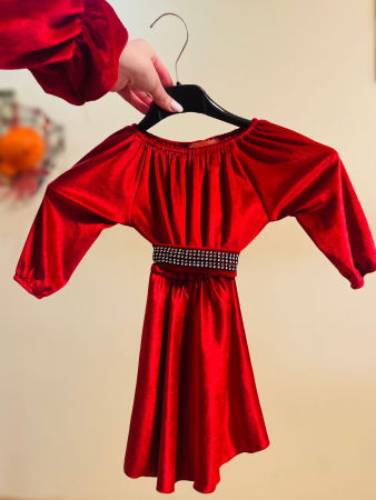 Момичета - Rochita cu tematica Craciun din catifea Cati