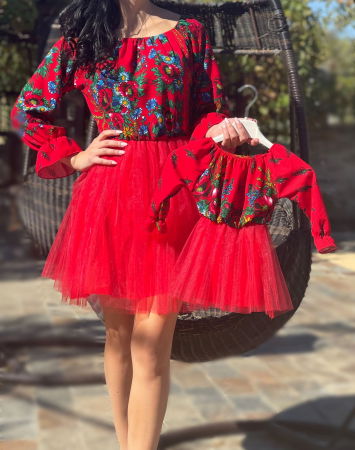 Момичета - Rochita fetite stilizata traditional cu tulle