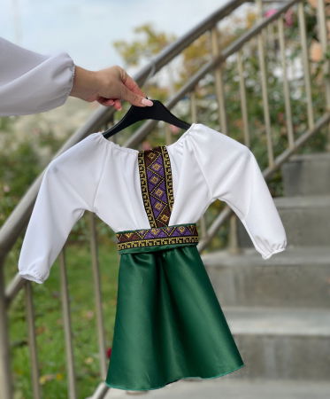 Момичета - Rochita stilizata cu motive traditionale Margareta 2