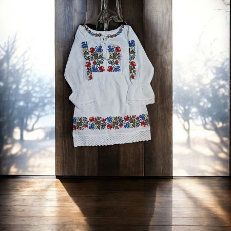 Момичета - Rochita Traditionala cu broderie  Leila 2